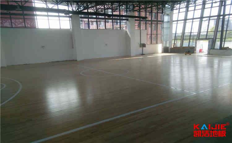 常用的籃球館地板哪家便宜