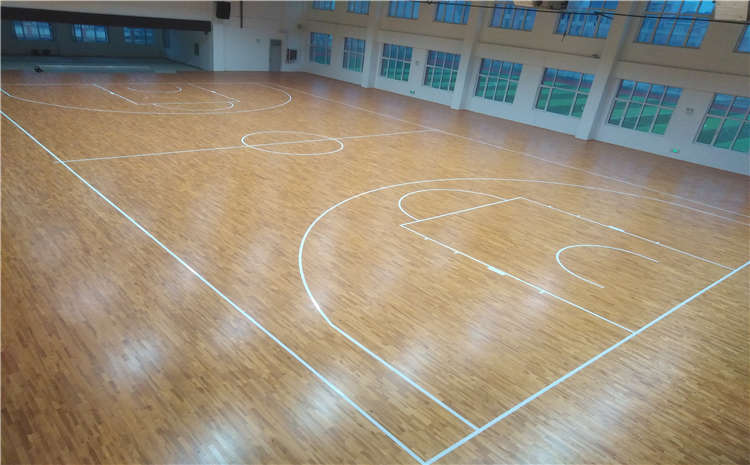 山東菏澤小學室內籃球場木地板案例