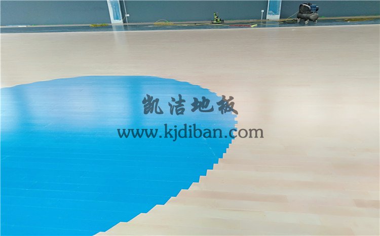 云南昆明五華區青少年宮籃球館木地板——凱潔運動木地板